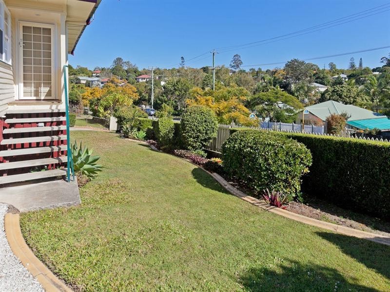 72 Mapleton Street, Mount Gravatt East QLD 4122