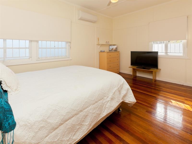 72 Mapleton Street, Mount Gravatt East QLD 4122