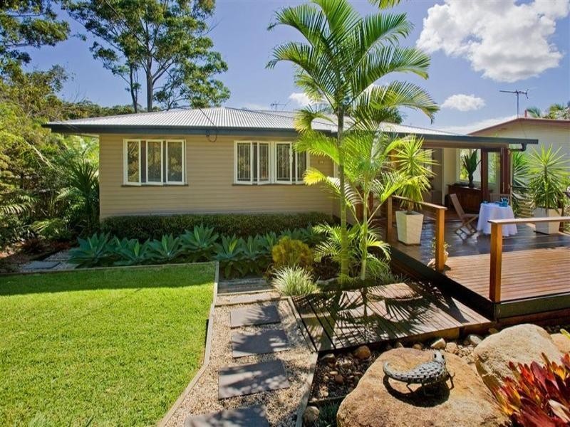 22 Sapphire Street, Holland Park QLD 4121