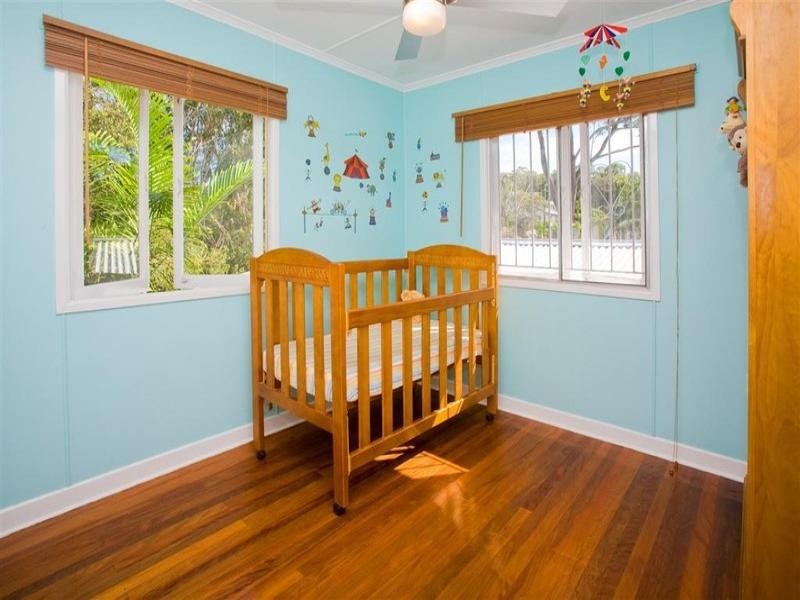 22 Sapphire Street, Holland Park QLD 4121