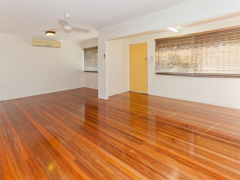 48 Grunert Street, Holland Park QLD 4121