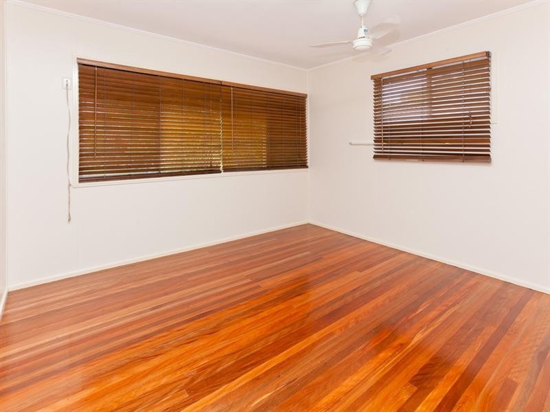 48 Grunert Street, Holland Park QLD 4121