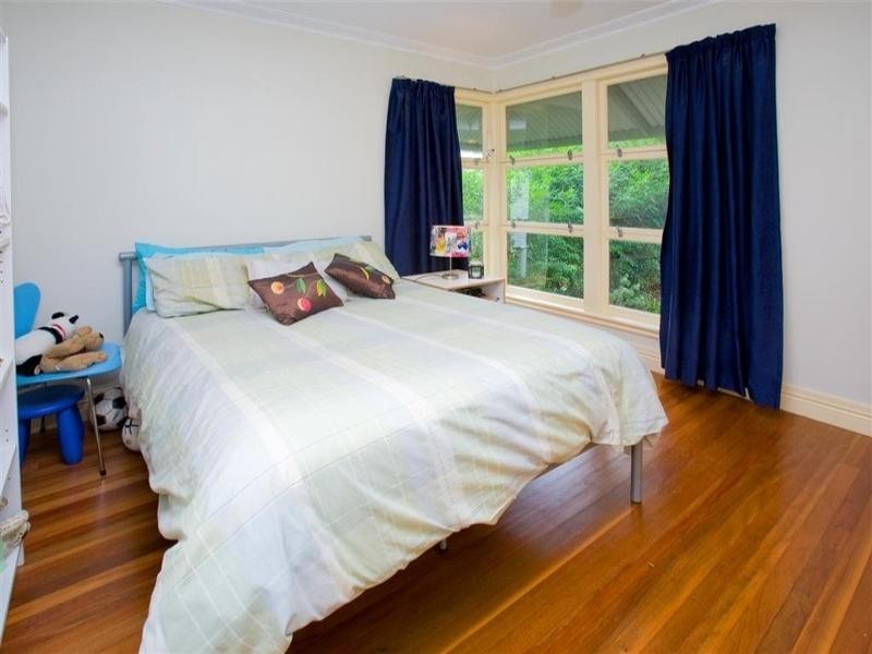 37 Dunrod Street, Holland Park West QLD 4121