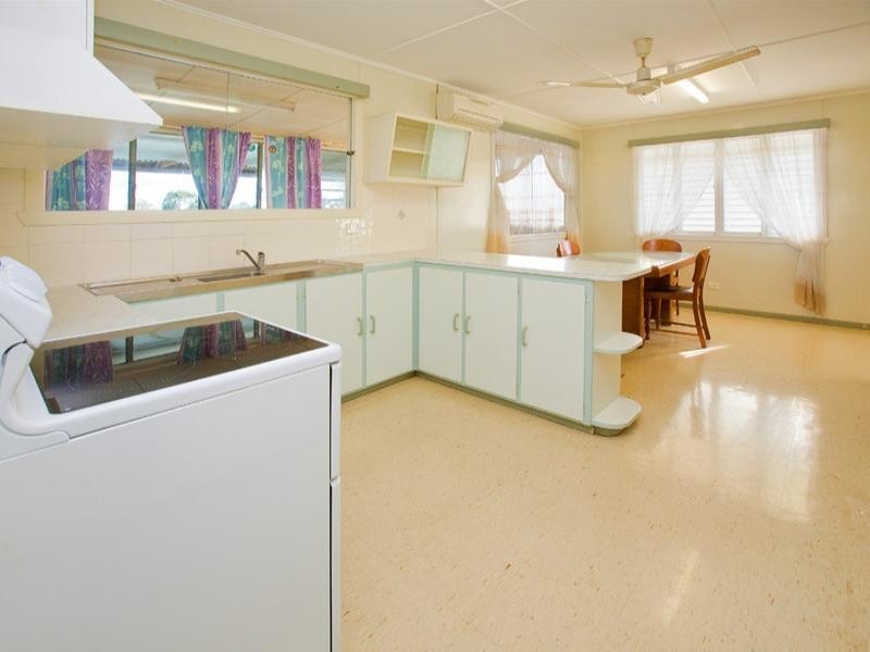 711 Cavendish Road, Holland Park QLD 4121