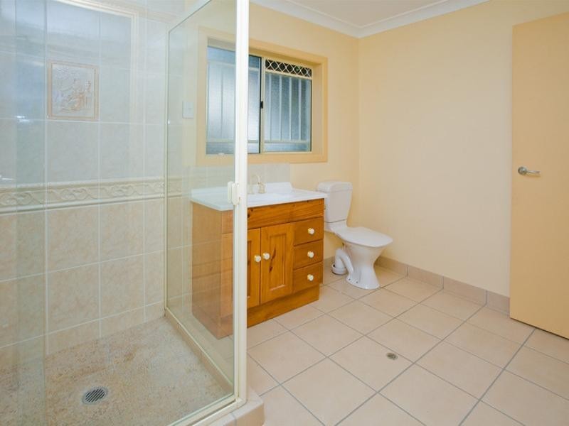 711 Cavendish Road, Holland Park QLD 4121