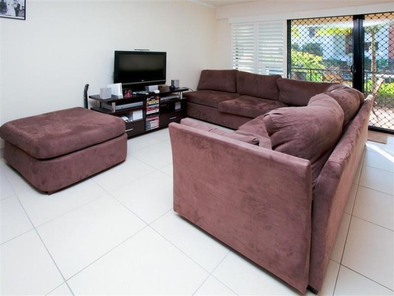 4/55 Harries Road, Coorparoo QLD 4151