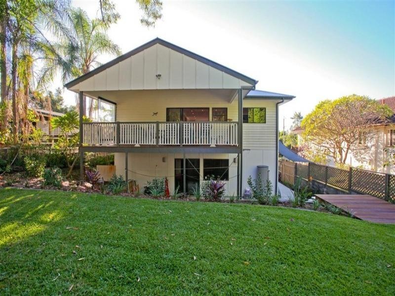 36 Palm Avenue, Holland Park West QLD 4121