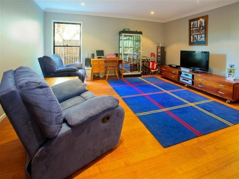 36 Palm Avenue, Holland Park West QLD 4121