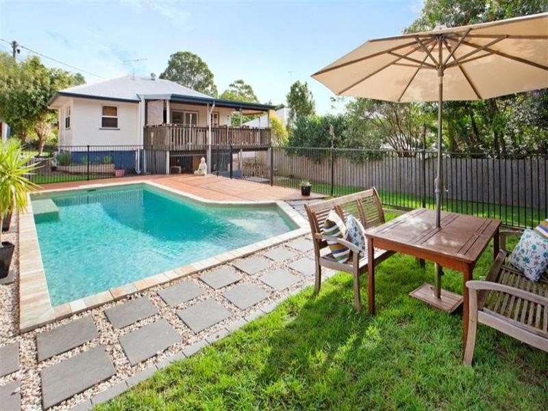 19 Oakfield Street, Mount Gravatt East QLD 4122