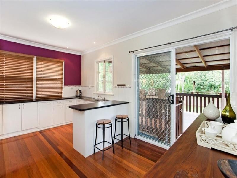 19 Oakfield Street, Mount Gravatt East QLD 4122