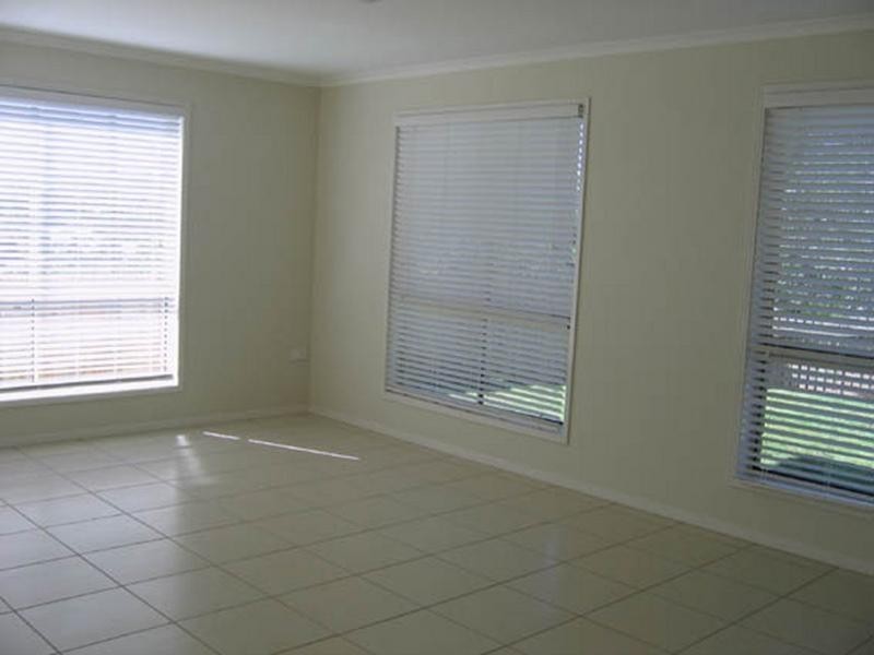 67 Pickthorne Street, Holland Park West QLD 4121
