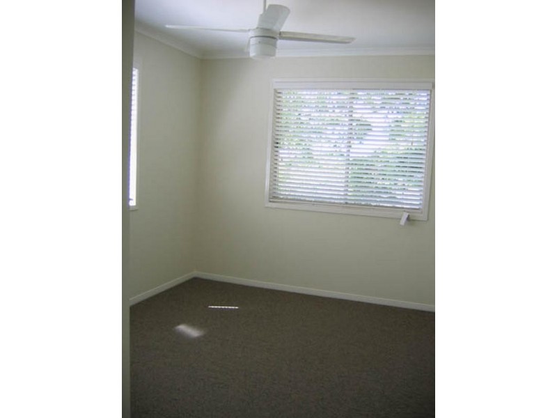 67 Pickthorne Street, Holland Park West QLD 4121