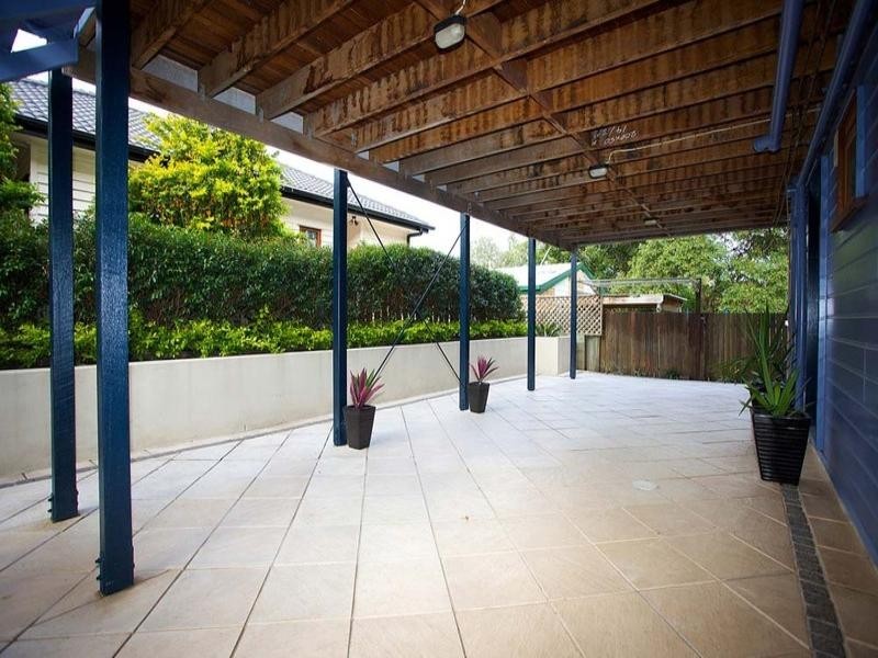 9 Hawkwood Street, Mount Gravatt East QLD 4122