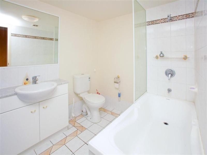 41/55 Harries Road, Coorparoo QLD 4151