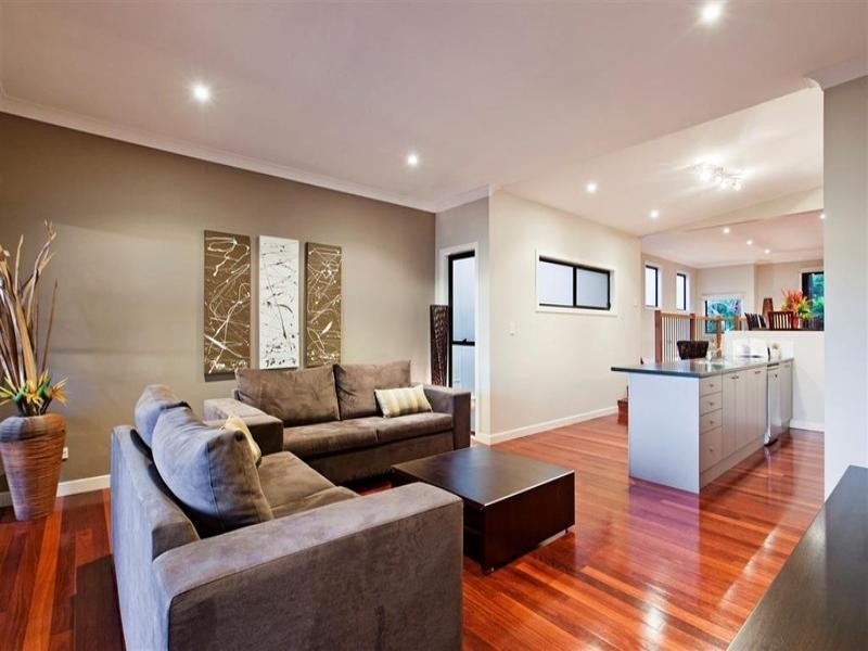 39 Brodie Street, Holland Park West QLD 4121