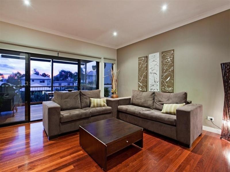39 Brodie Street, Holland Park West QLD 4121