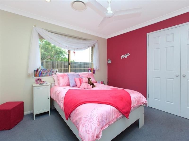 20 Van Dyck Rise, Mackenzie QLD 4156