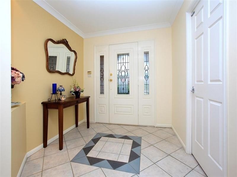 20 Van Dyck Rise, Mackenzie QLD 4156