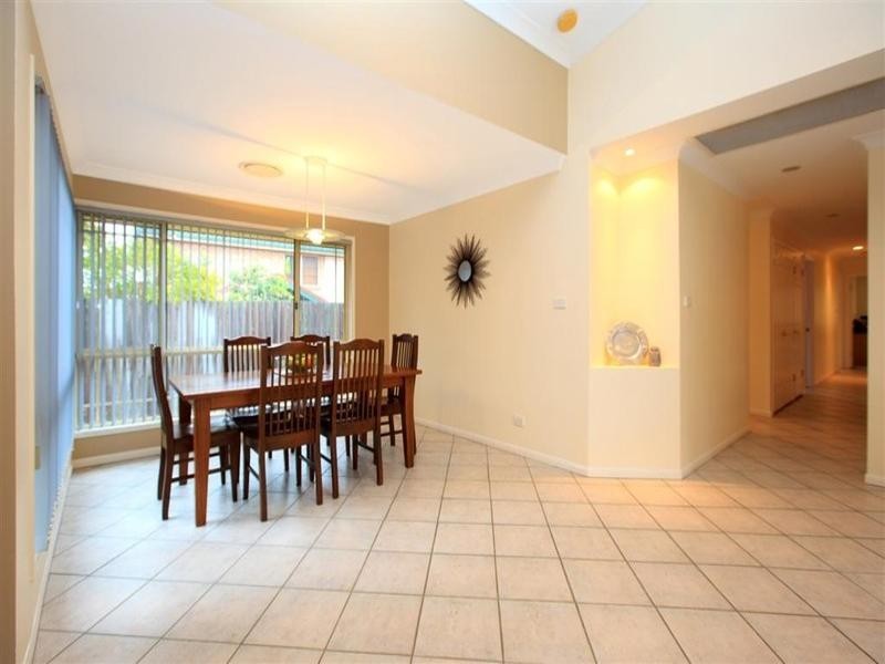 20 Van Dyck Rise, Mackenzie QLD 4156