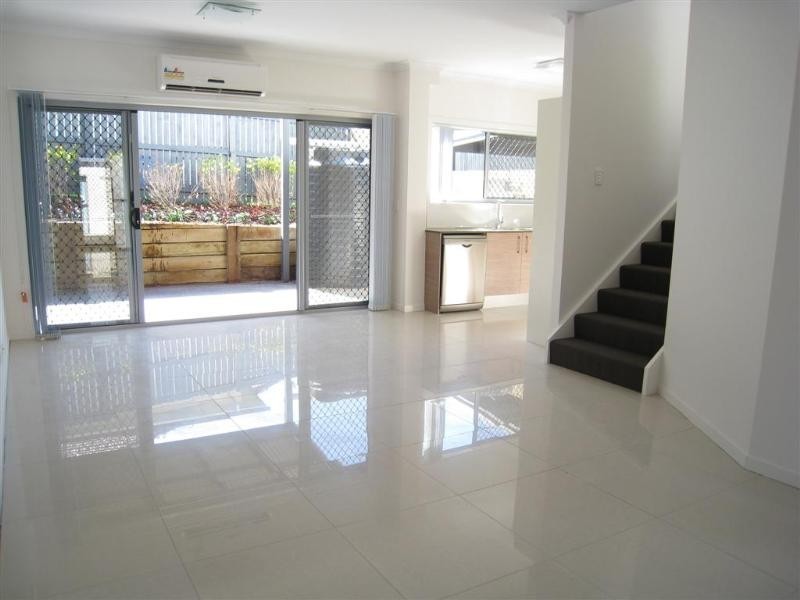 1-6/50 Booligal Street, Carina QLD 4152