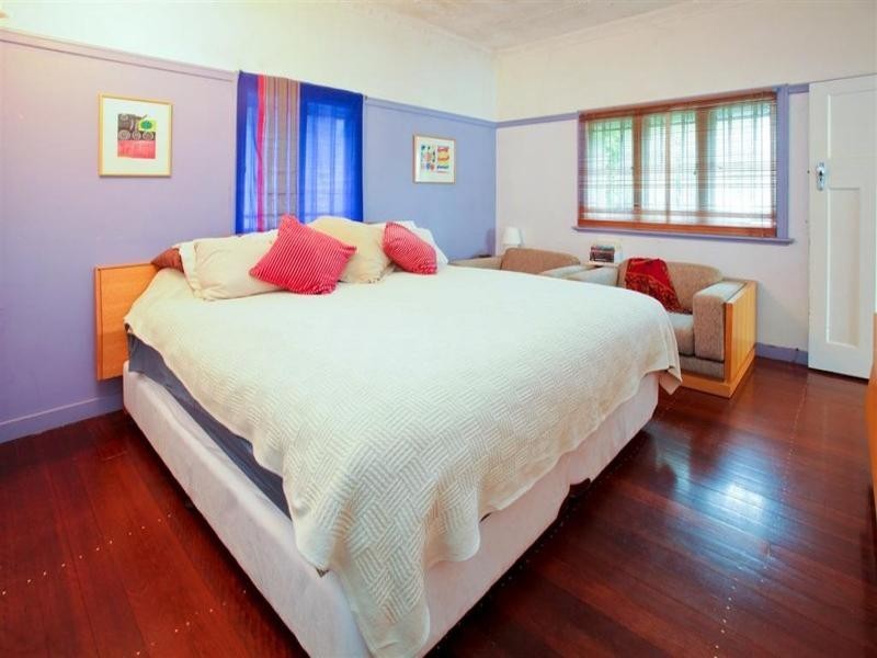 59 Rita Street, Holland Park QLD 4121