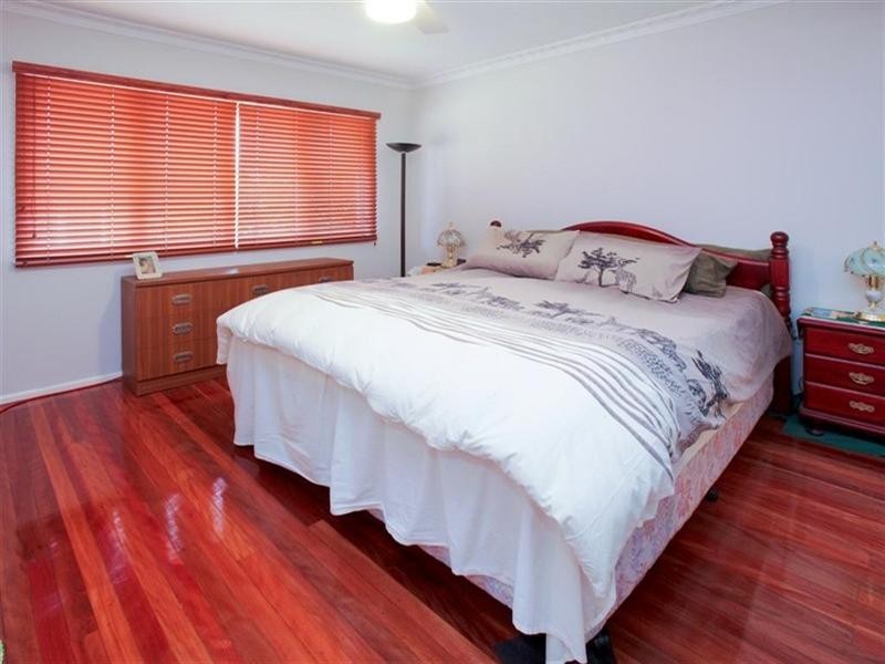 43 Dagmar Street, Holland Park West QLD 4121