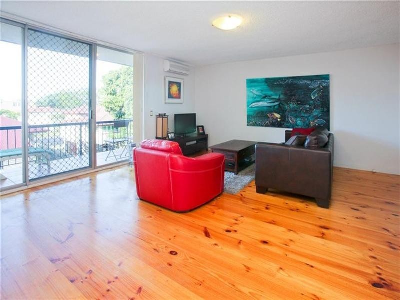 6/12 Birdwood Street, Coorparoo QLD 4151