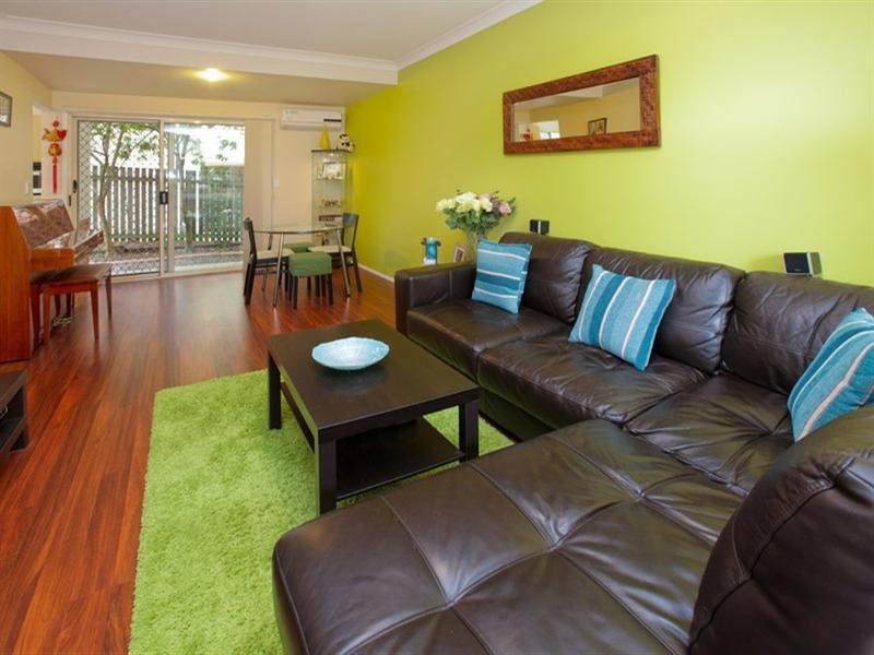 2/7 Stamford Street, Yeerongpilly QLD 4105