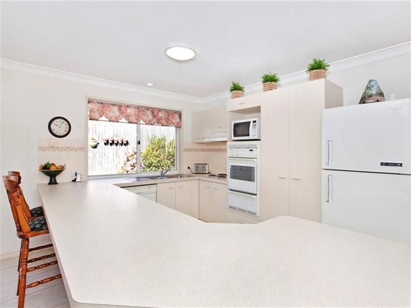 56 Blue Grass Crescent, Eight Mile Plains QLD 4113