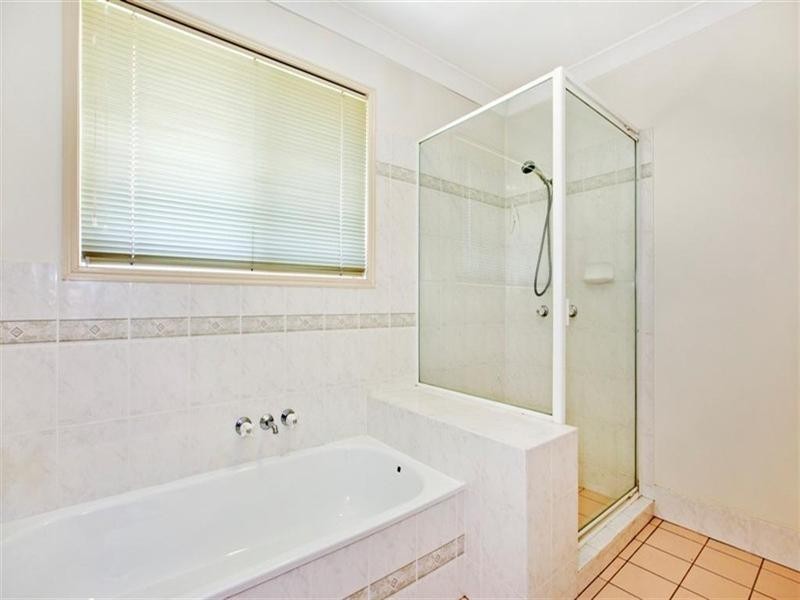 56 Blue Grass Crescent, Eight Mile Plains QLD 4113