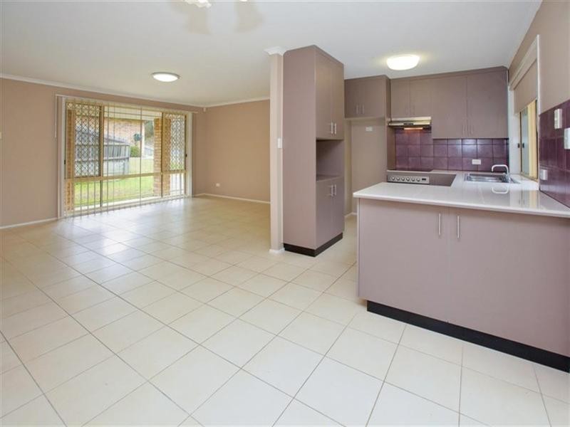 35 Wyncroft Street, Holland Park QLD 4121