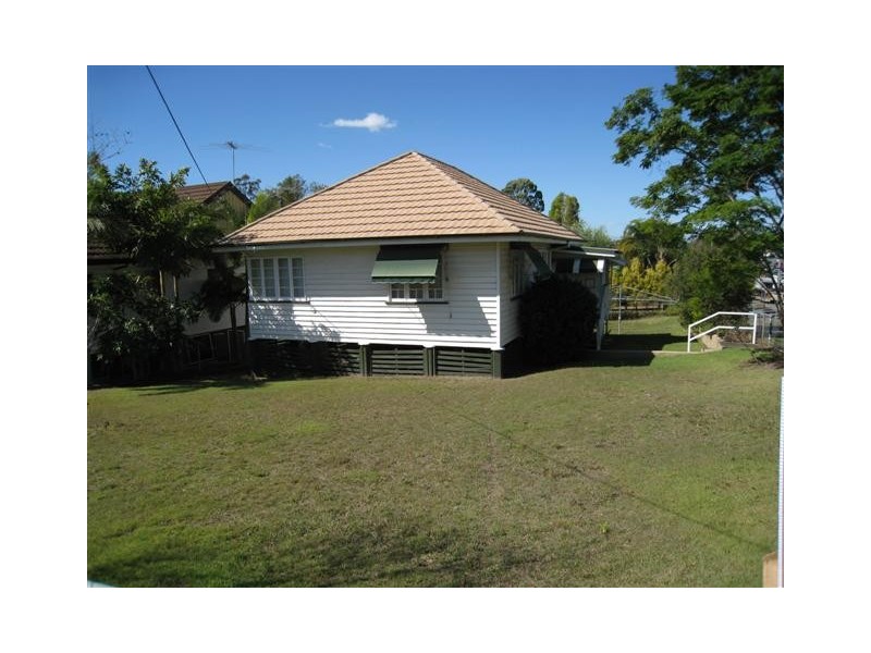 11 Selborne Street, Mount Gravatt East QLD 4122