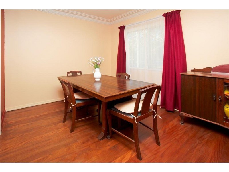 26 Elgar Street, Holland Park QLD 4121