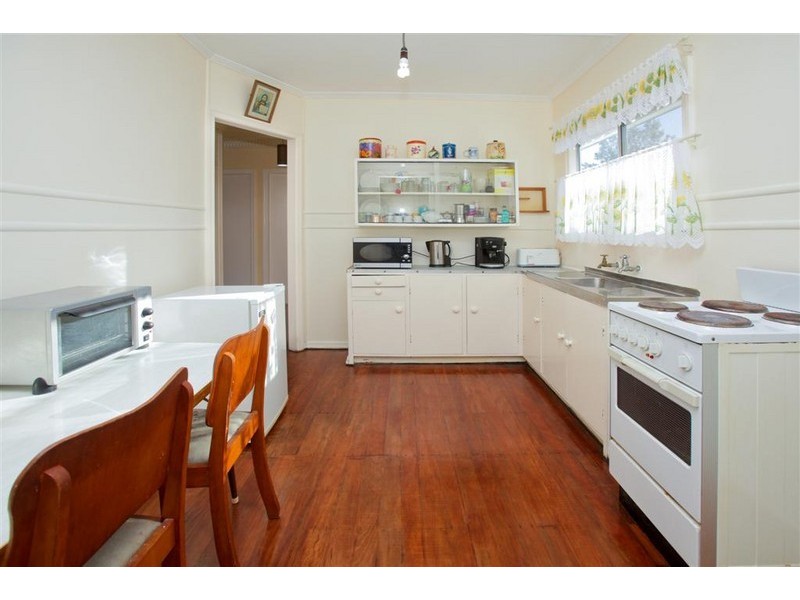 26 Elgar Street, Holland Park QLD 4121