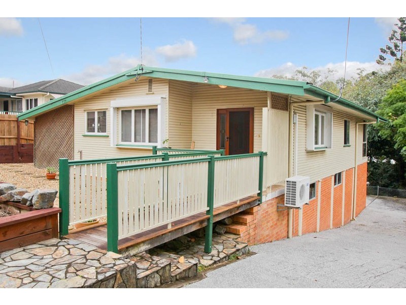 74 Barmore Street, Tarragindi QLD 4121