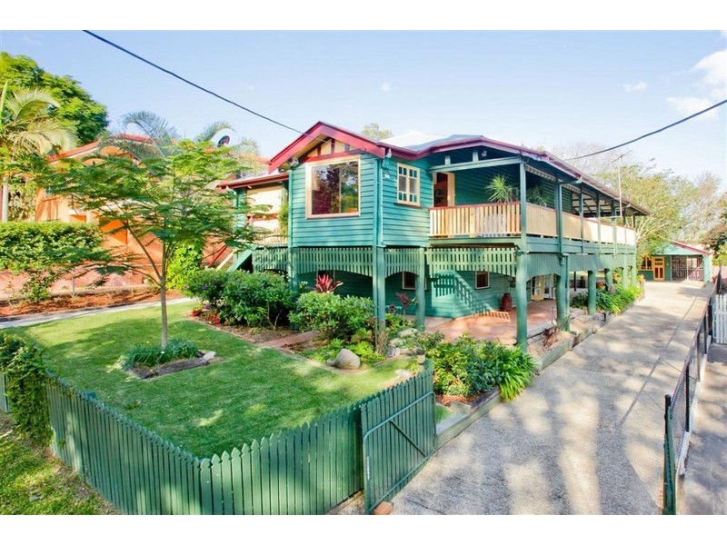 53 Arnold Street, Holland Park QLD 4121