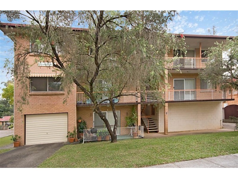 4/4 Raintree Street, Mansfield QLD 4122