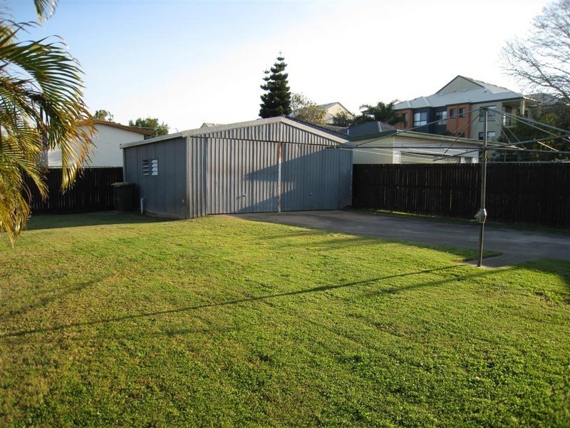 2 Everett Street, Upper Mount Gravatt QLD 4122