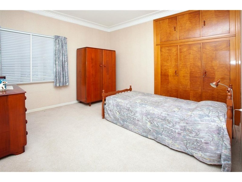 31 Paxton Street, Holland Park QLD 4121