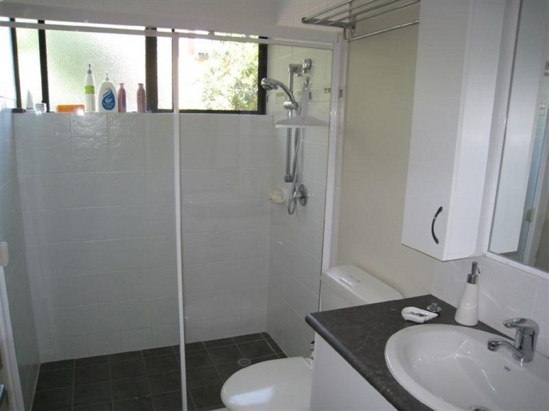 8/23 Crest Street, Mount Gravatt East QLD 4122