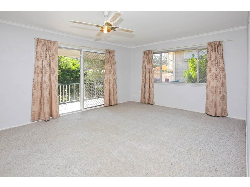 42 Auckland Street, Wishart QLD 4122