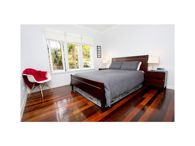 462 Cavendish Road, Coorparoo QLD 4151