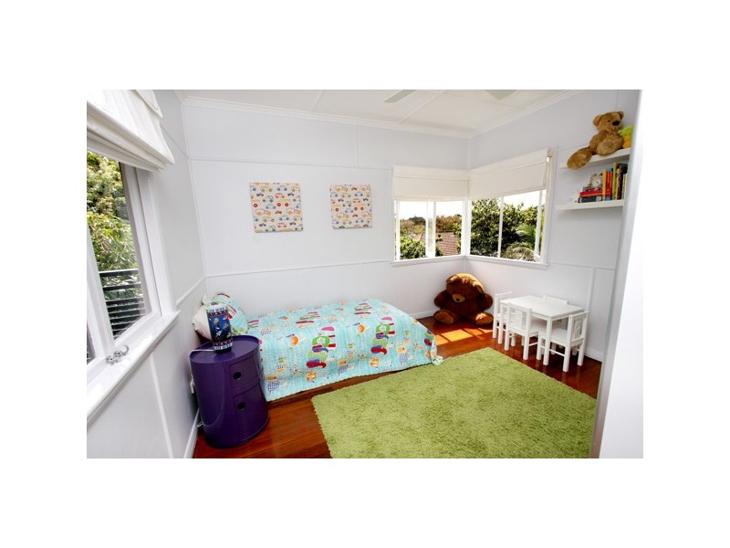462 Cavendish Road, Coorparoo QLD 4151