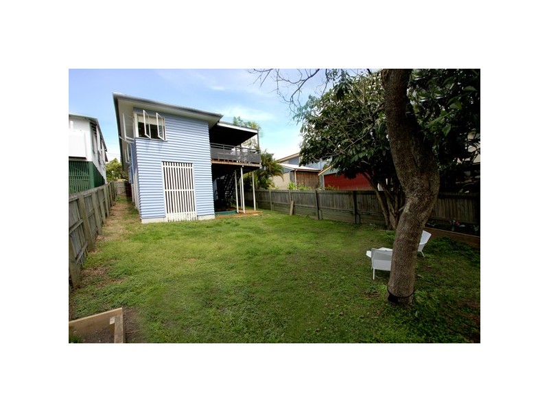 462 Cavendish Road, Coorparoo QLD 4151