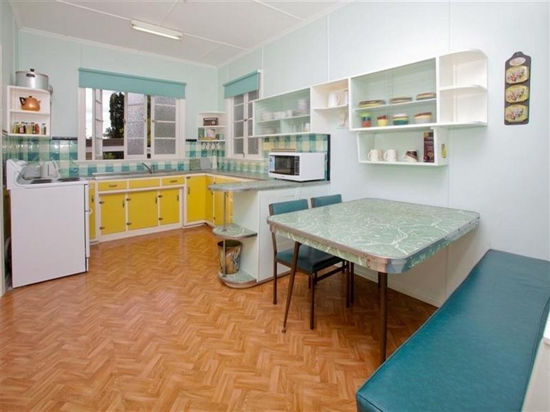 358 Nursery Road, Holland Park QLD 4121