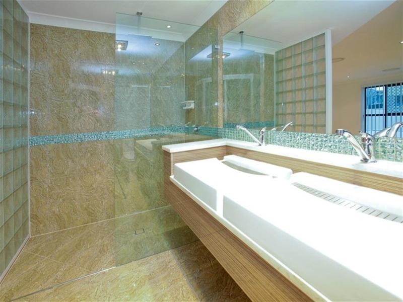 225 Ham Road, Wishart QLD 4122