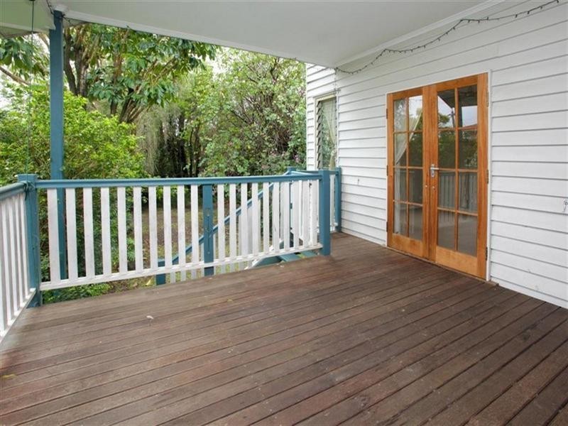 107 Dunellan Street, Greenslopes QLD 4120