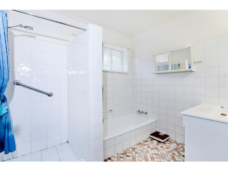 22 Dalgety Street, Mount Gravatt East QLD 4122