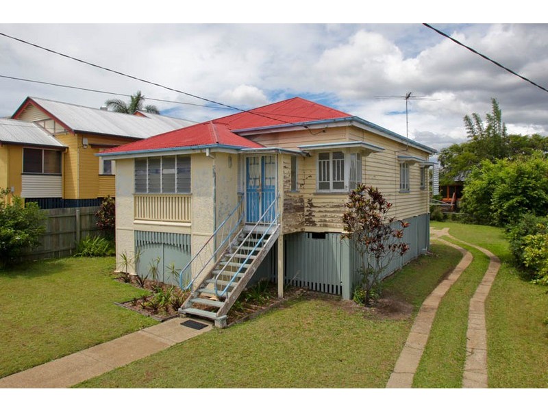 49 Holland Road, Holland Park QLD 4121