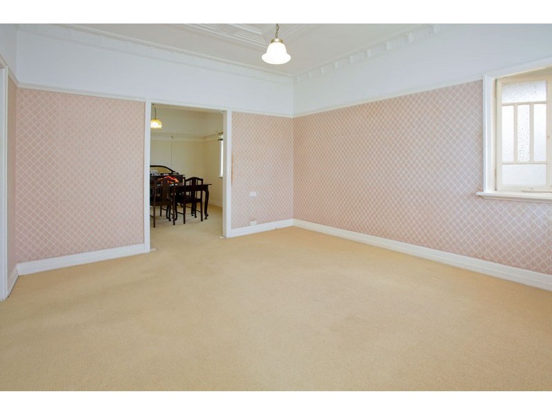 49 Holland Road, Holland Park QLD 4121